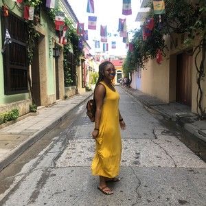 Meet your Posher, Candice